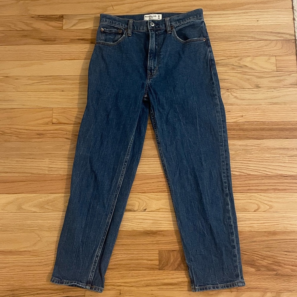 Like new Abercrombie mom jean